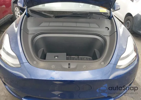 2022 Tesla Model Y Long Range Dual Motor All-Wheel Drive из США, поврежденный, VIN 7SAYGAEE9NF467163